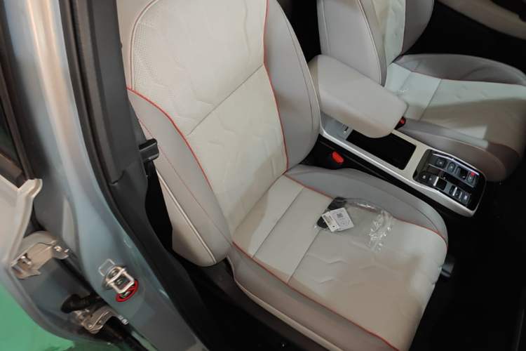 Used Honda e:NS2 2024 Light-Chasing Version Right Front Seat