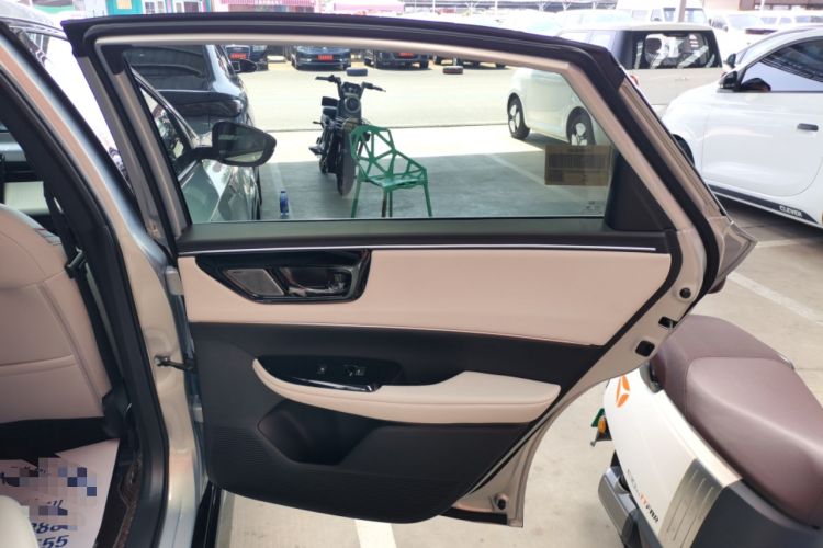 Used Honda e:NS2 2024 Light-Chasing Version Right Rear Door Interior