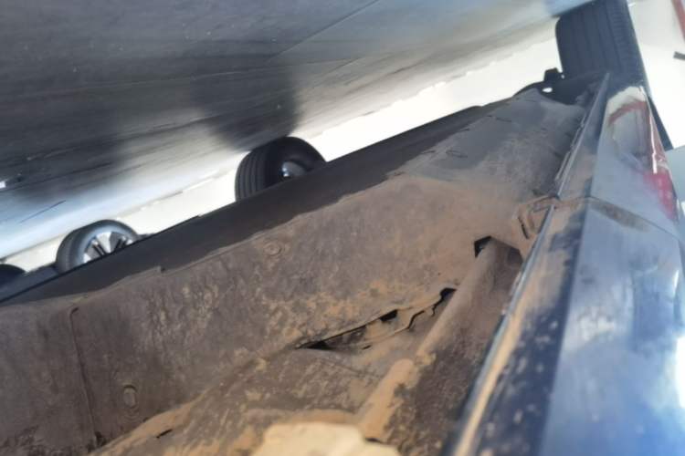 Used Honda e:NS2 2024 Light-Chasing Version Right Side Sill