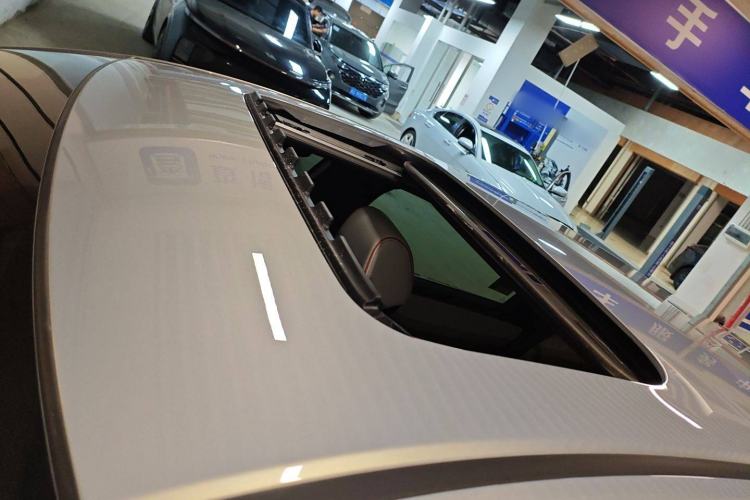 Used Honda e:NS2 2024 Light-Chasing Version Roof