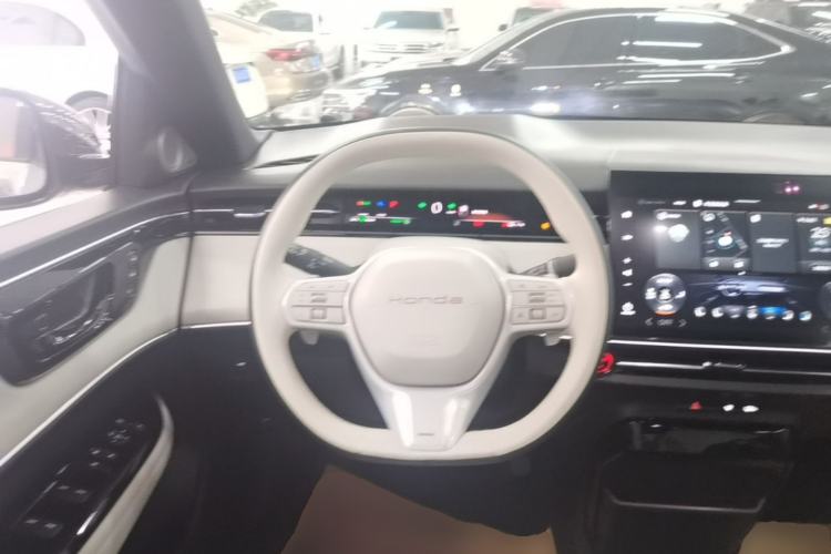 Used Honda e:NS2 2024 Light-Chasing Version Steering Wheel