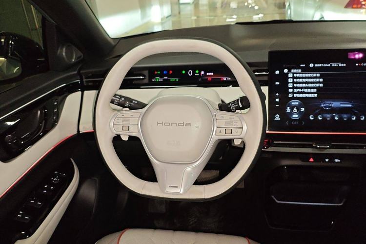 Used Honda e:NS2 2024 Light-Chasing Version Steering Wheel
