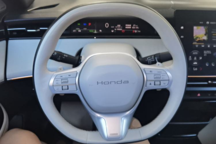 Used Honda e:NS2 2024 Light-Chasing Version Steering Wheel