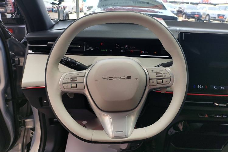 Used Honda e:NS2 2024 Light-Chasing Version Steering Wheel