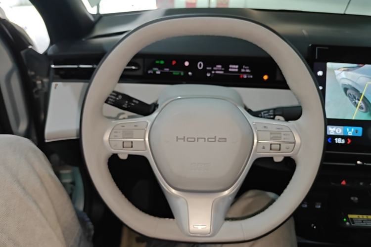 Used Honda e:NS2 2024 Light-Chasing Version Steering Wheel