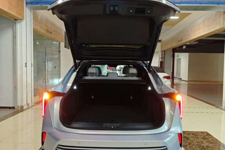 Used Honda e:NS2 2024 Light-Chasing Version Trunk