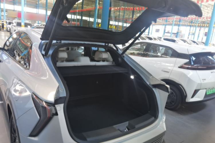 Used Honda e:NS2 2024 Light-Chasing Version Trunk