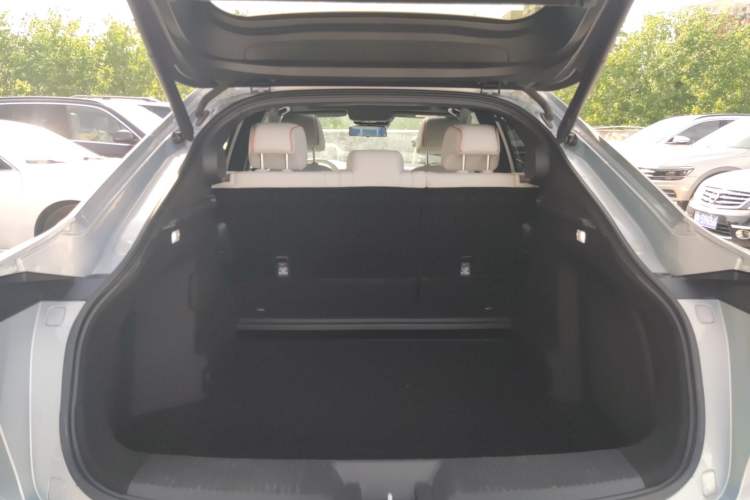 Used Honda e:NS2 2024 Light-Chasing Version Trunk
