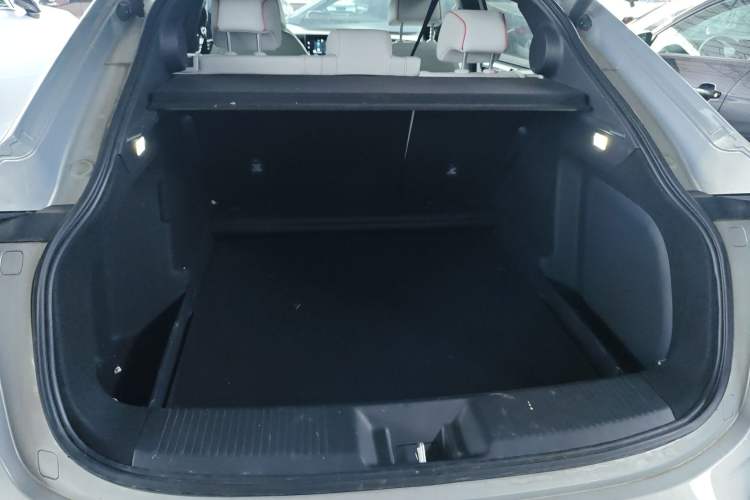 Used Honda e:NS2 2024 Light-Chasing Version Trunk