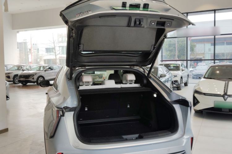 Used Honda e:NS2 2024 Light-Chasing Version Trunk