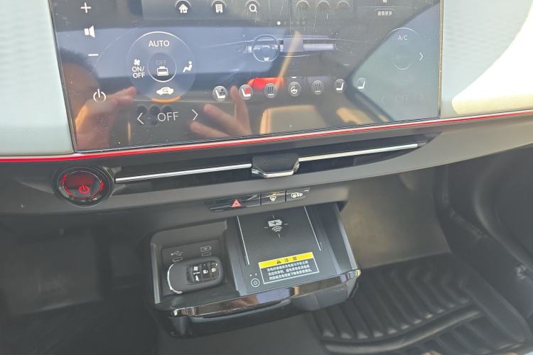 Used Honda e:NS2 2024 Ignite Edition Audio And AC Panel