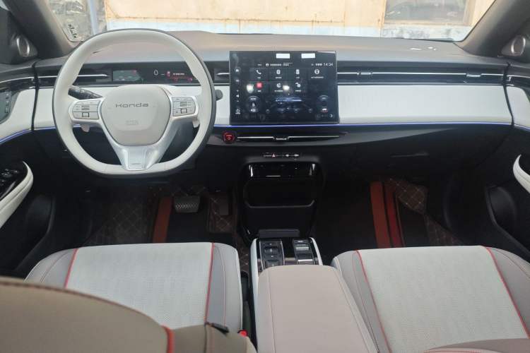 Used Honda e:NS2 2024 Glitter Edition Center Console