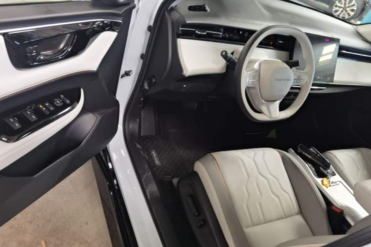 Used Honda e:NS2 2024 Ignite Edition Driver Seat
