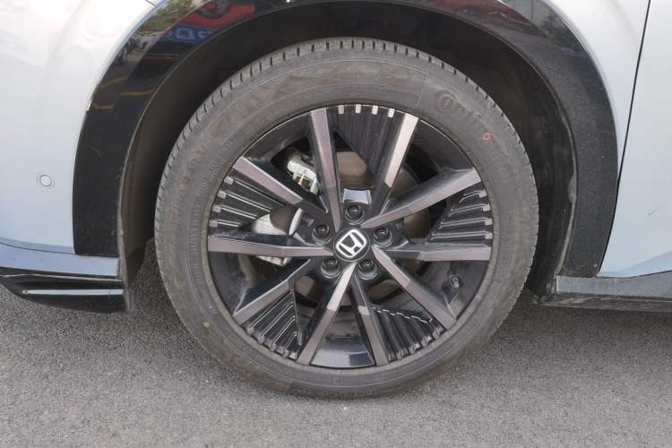 Used Honda e:NS2 2024 Light-Chasing Version Exterior 4