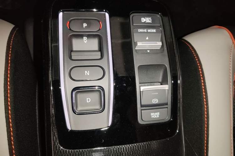 Used Honda e:NS2 2024 Glitter Edition Gear Lever