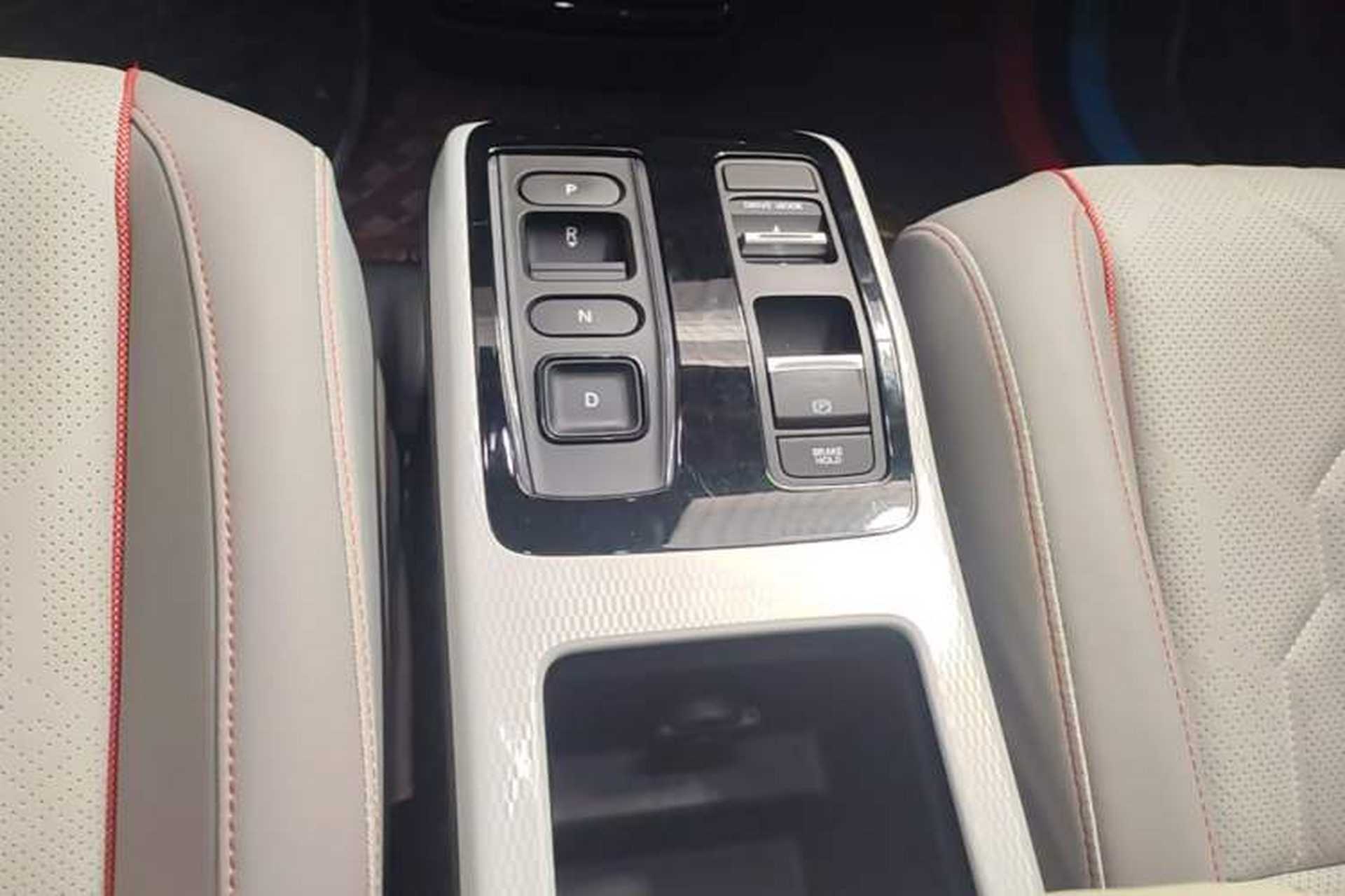 Used Honda e:NS2 2024 Glitter Edition Gear Lever
