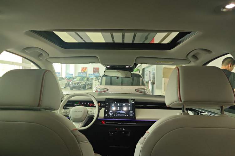 Used Honda e:NS2 2024 Ignite Edition Headliner