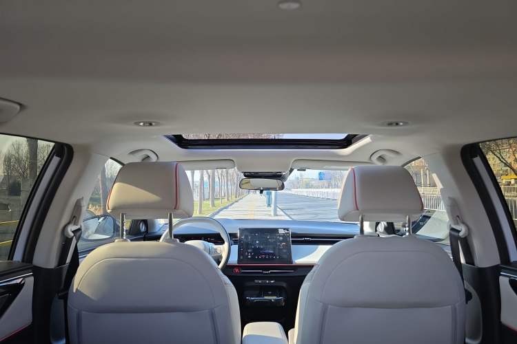 Used Honda e:NS2 2024 Ignite Edition Headliner