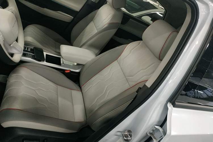 Used Honda e:NS2 2024 Ignite Edition Left Front Seat