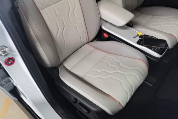 Used Honda e:NS2 2024 Ignite Edition Right Front Seat