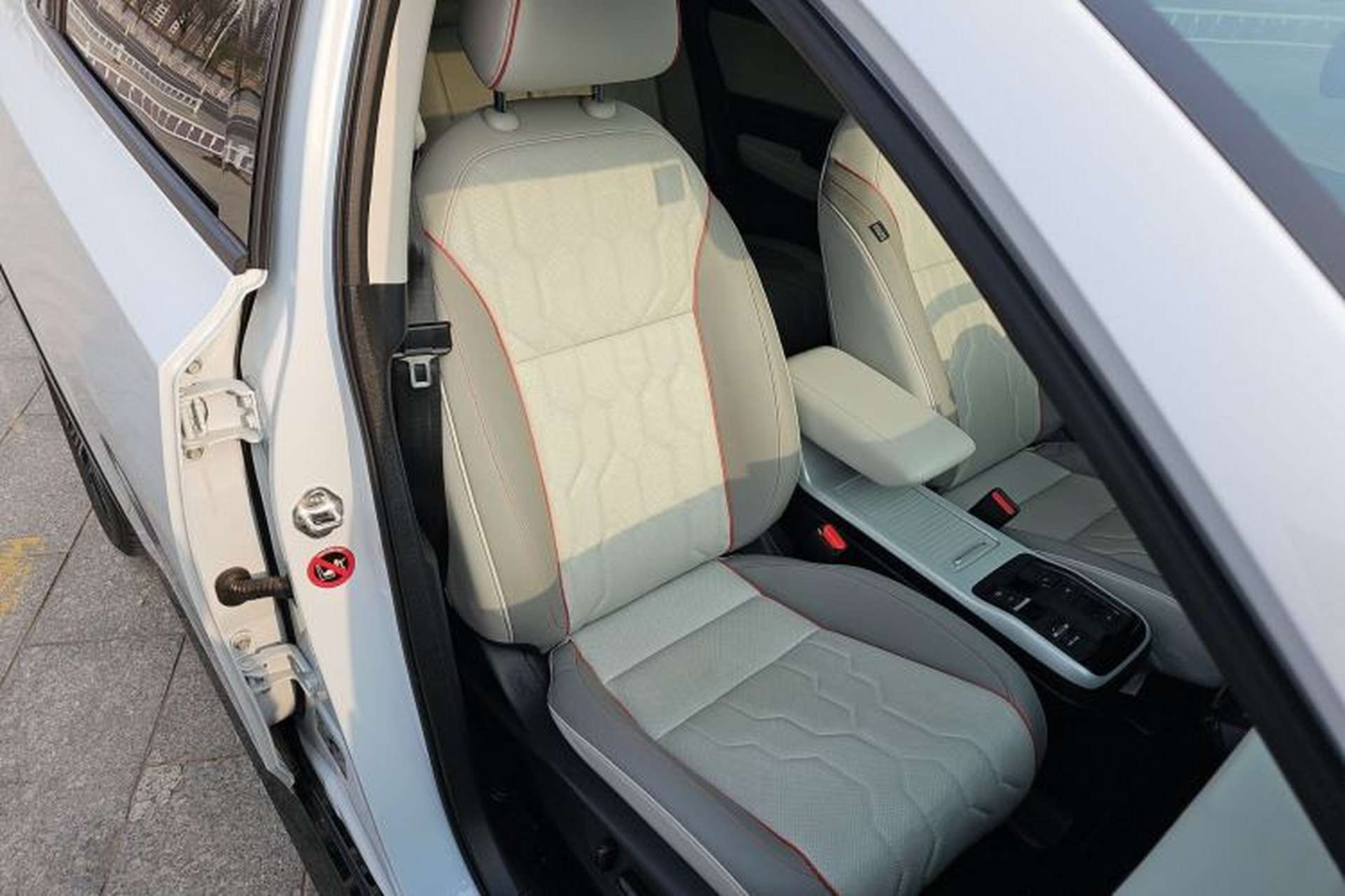 Used Honda e:NS2 2024 Ignite Edition Right Front Seat