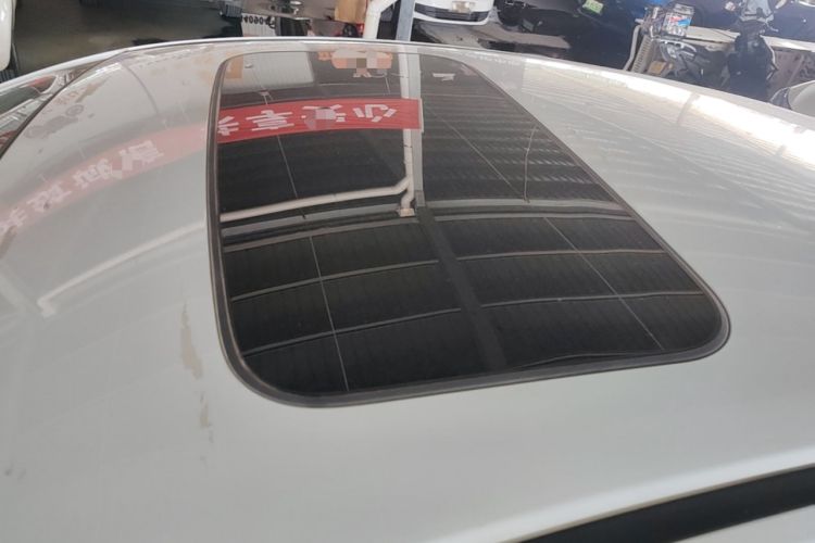 Used Honda e:NS2 2024 Glitter Edition Roof