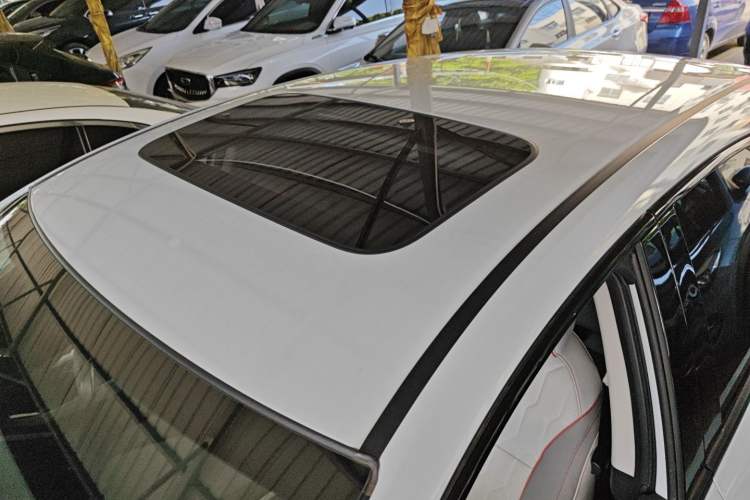 Used Honda e:NS2 2024 Ignite Edition Roof