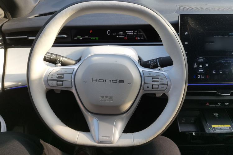 Used Honda e:NS2 2024 Light-Chasing Version Steering Wheel