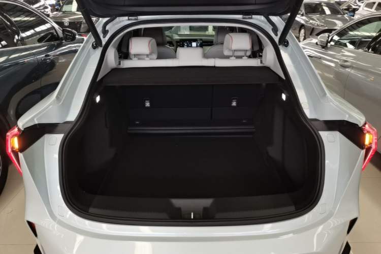 Used Honda e:NS2 2024 Ignite Edition Trunk