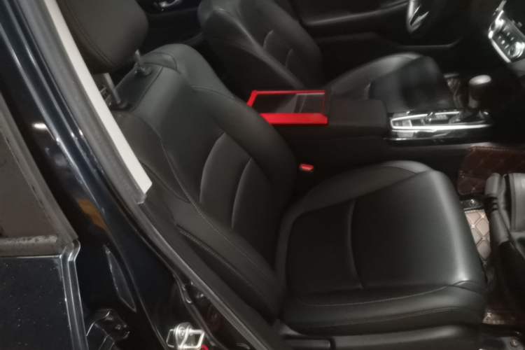 Used Honda Envix 2019 180TURBO CVT Enjoyment Edition China V Right Front Seat