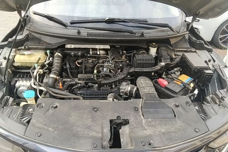 Used Honda Envix 2019 180TURBO CVT Enjoyment Version China VI Engine Bay