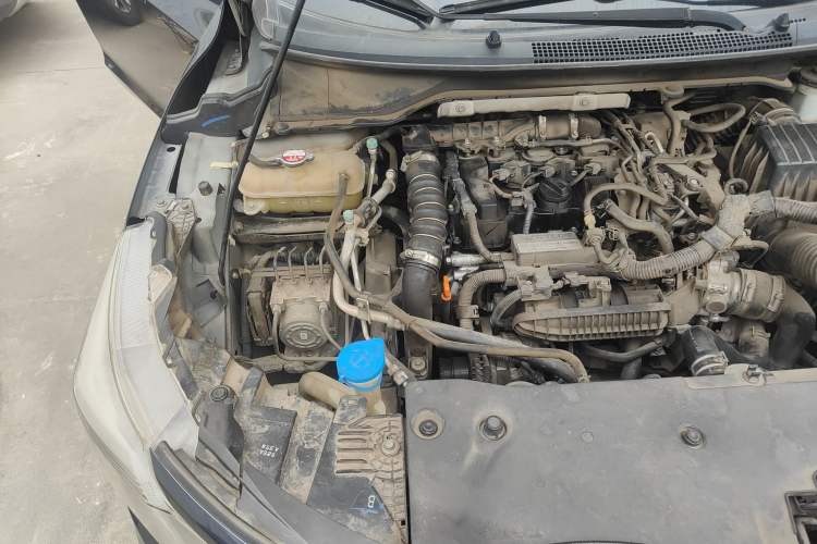 Used Honda Envix 2019 180TURBO CVT Enjoyment Edition China VI Engine Bay Right