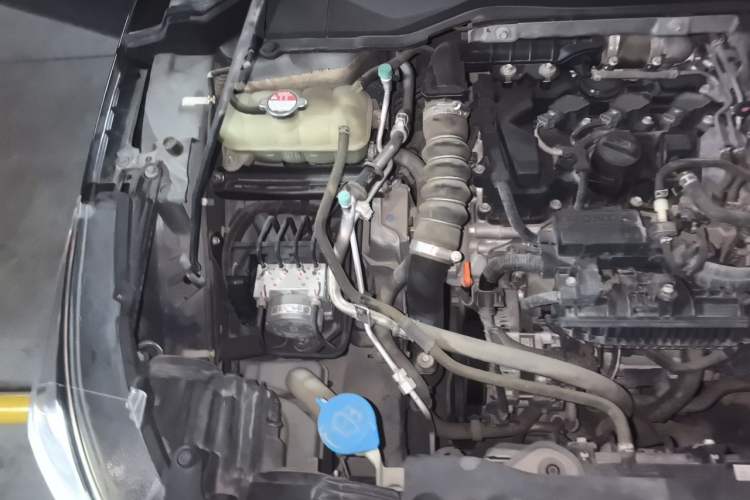 Used Honda Envix 2019 180TURBO CVT Enjoyment Version China VI Engine Bay Right