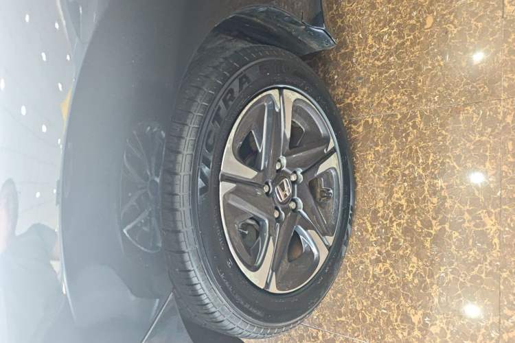 Used Honda Envix 2019 180TURBO CVT Enjoyment Version China VI Exterior 4