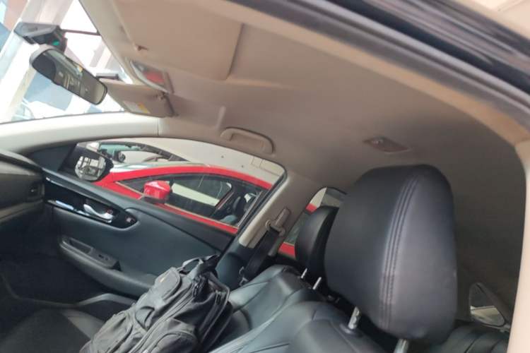 Used Honda Envix 2019 180TURBO CVT Enjoyment Version China VI Headliner