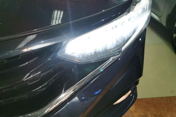 Used Honda Envix 2019 180TURBO CVT Enjoyment Edition China VI Left Front Headlight