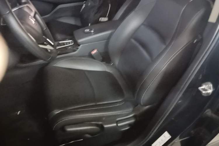 Used Honda Envix 2019 180TURBO CVT Enjoyment Edition China VI Left Front Seat