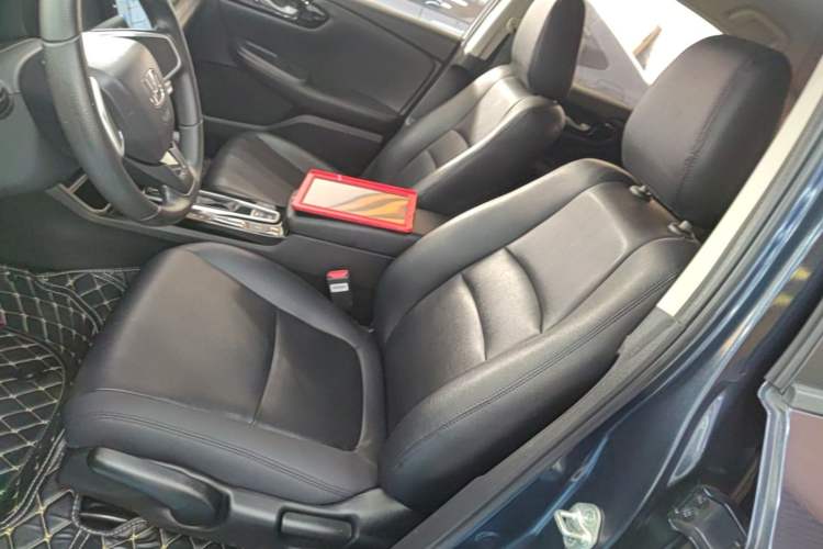 Used Honda Envix 2019 180TURBO CVT Enjoyment Version China VI Left Front Seat