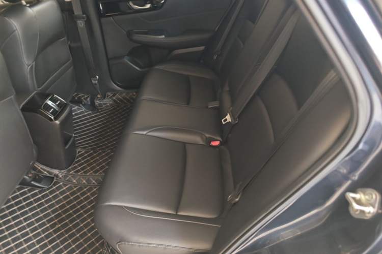 Used Honda Envix 2019 180TURBO CVT Enjoyment Edition China VI Left Rear Seat