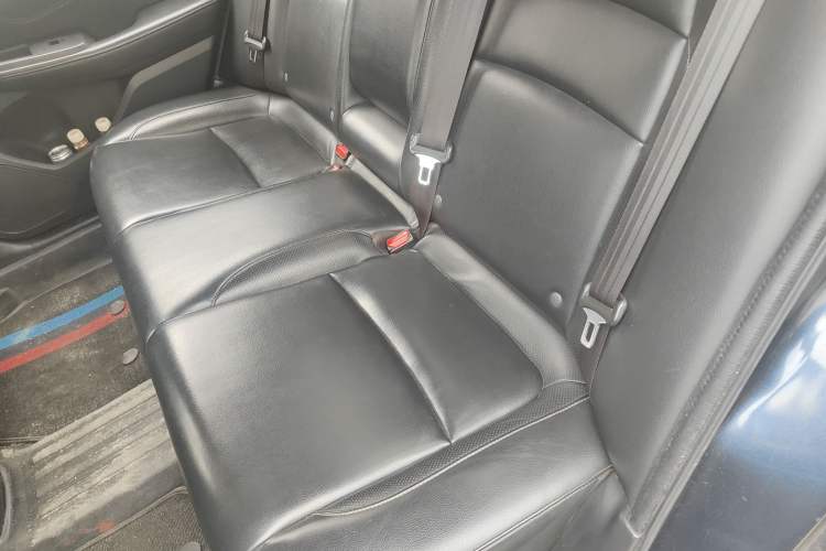 Used Honda Envix 2019 180TURBO CVT Enjoyment Edition China VI Left Rear Seat