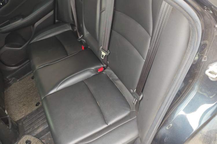 Used Honda Envix 2019 180TURBO CVT Enjoyment Edition China VI Left Rear Seat