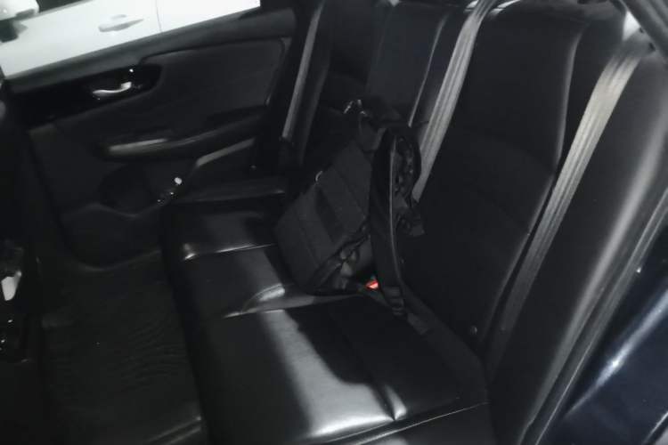 Used Honda Envix 2019 180TURBO CVT Enjoyment Edition China VI Left Rear Seat