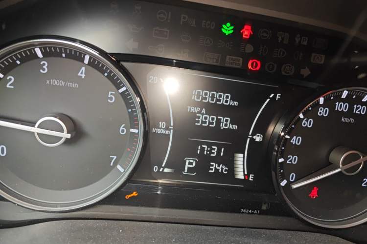 Used Honda Envix 2019 180TURBO CVT Enjoyment Edition China VI Odometer Close Up
