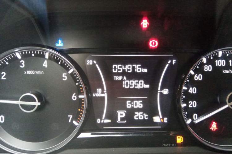 Used Honda Envix 2019 180TURBO CVT Enjoyment Edition China VI Odometer Close Up