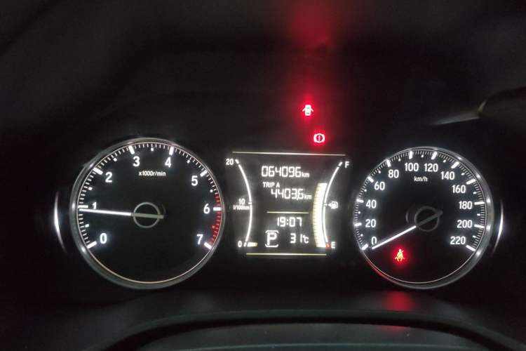 Used Honda Envix 2019 180TURBO CVT Enjoyment Edition China V Odometer Close Up
