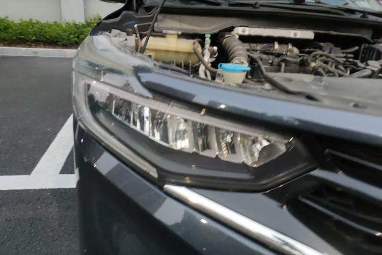 Used Honda Envix 2019 180TURBO CVT Enjoyment Edition China V Right Front Headlight