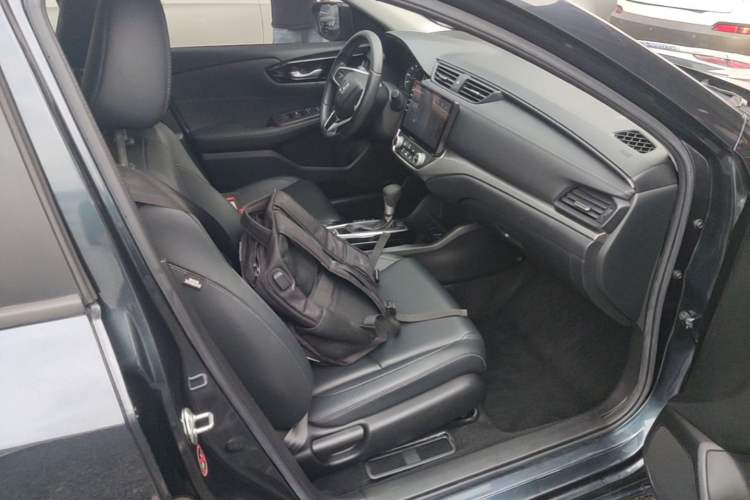 Used Honda Envix 2019 180TURBO CVT Enjoyment Edition China VI Right Front Seat