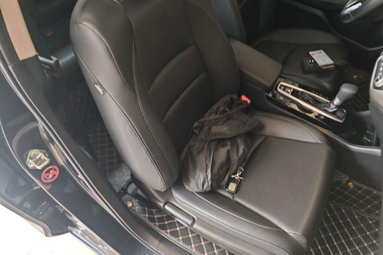 Used Honda Envix 2019 180TURBO CVT Enjoyment Edition China VI Right Front Seat