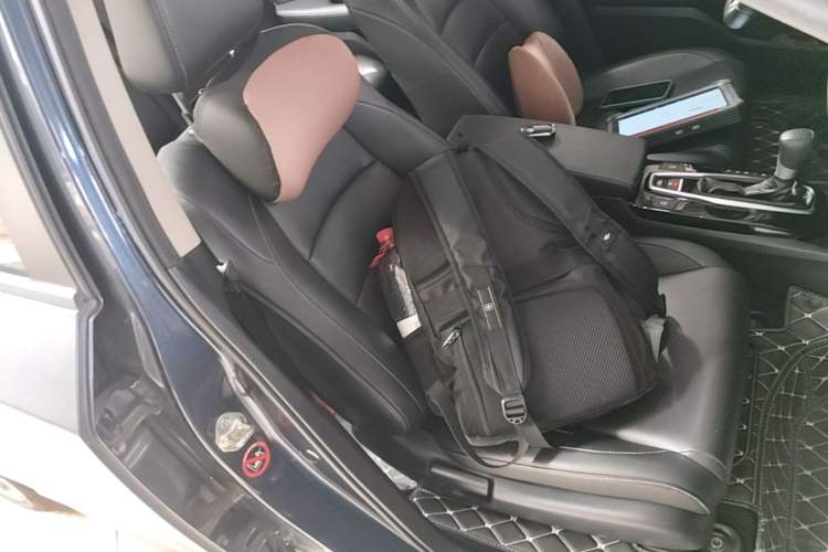 Used Honda Envix 2019 180TURBO CVT Enjoyment Edition China VI Right Front Seat