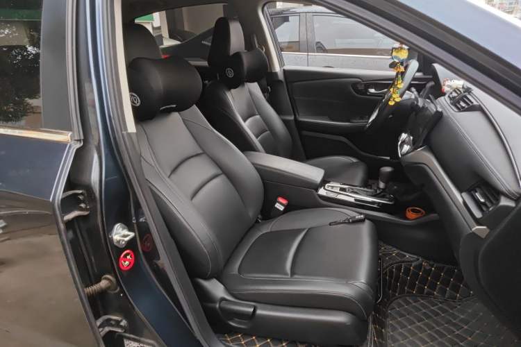 Used Honda Envix 2019 180TURBO CVT Enjoyment Edition China VI Right Front Seat